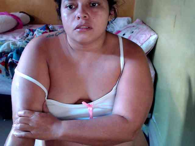 mia-naughty webcam