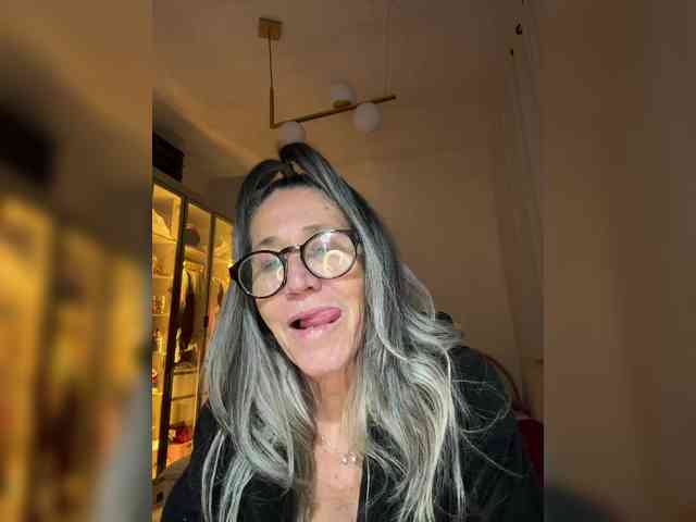 tieta webcam