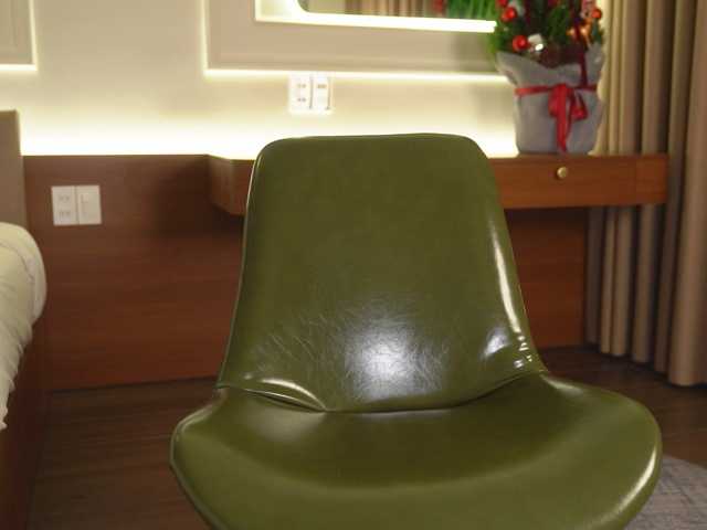 vivian-cb's BongaCams show and profile