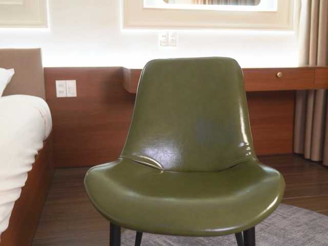 vivian-cb's BongaCams show and profile