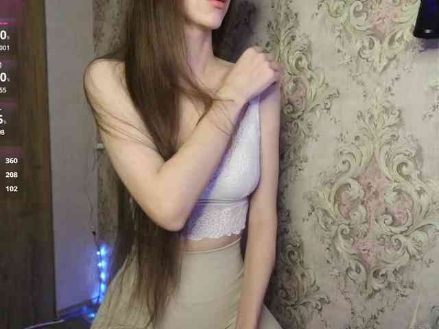 Nudeey webcam