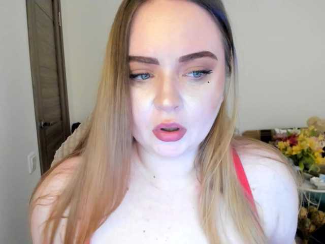 MishaLips's BongaCams show and profile