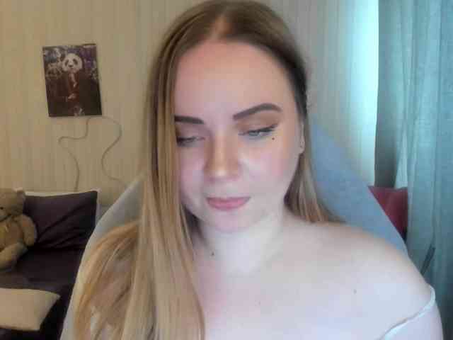 Shy_foxY webcam