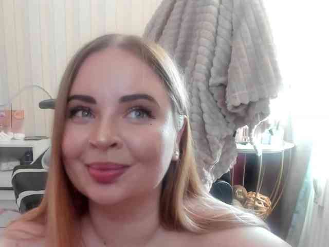 Shy_foxY webcam