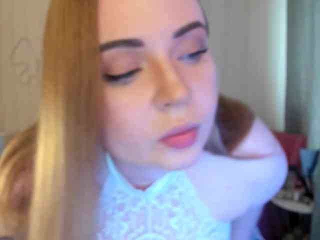 Shy_foxY webcam