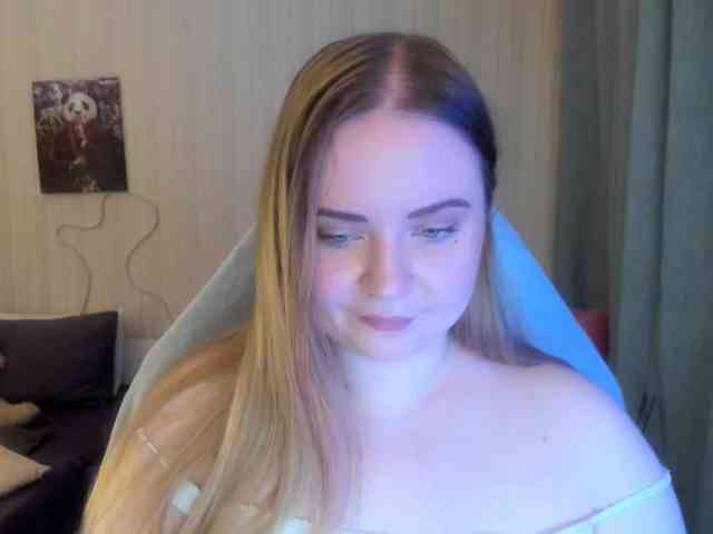 Shy_foxY webcam