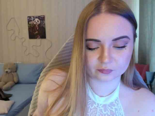 Shy_foxY webcam