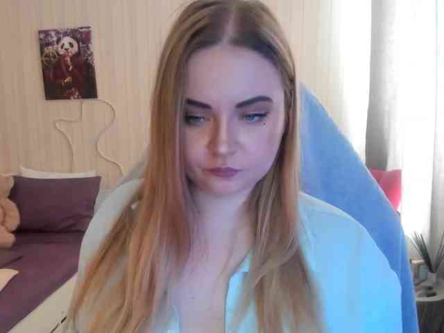 Shy_foxY webcam