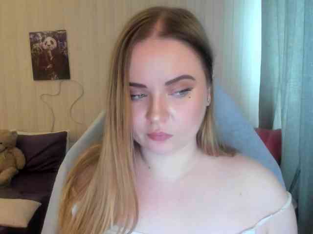 Shy_foxY webcam