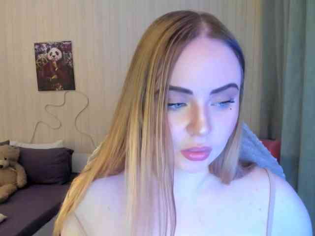 adult cam MishaLips