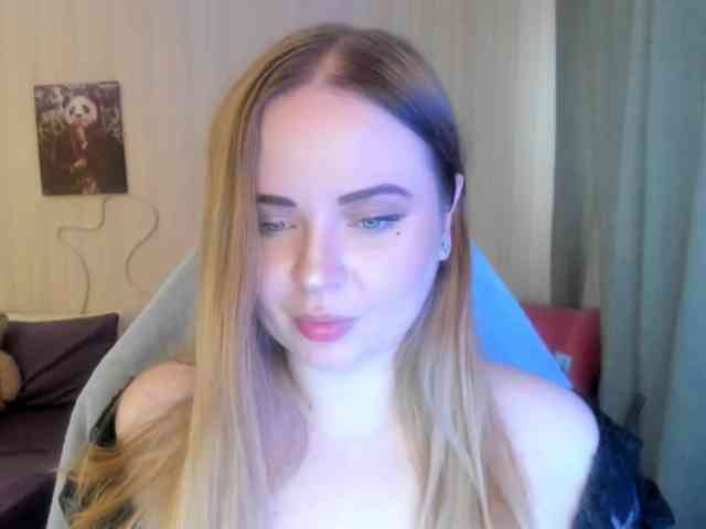 Shy_foxY webcam
