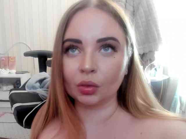 Shy_foxY webcam