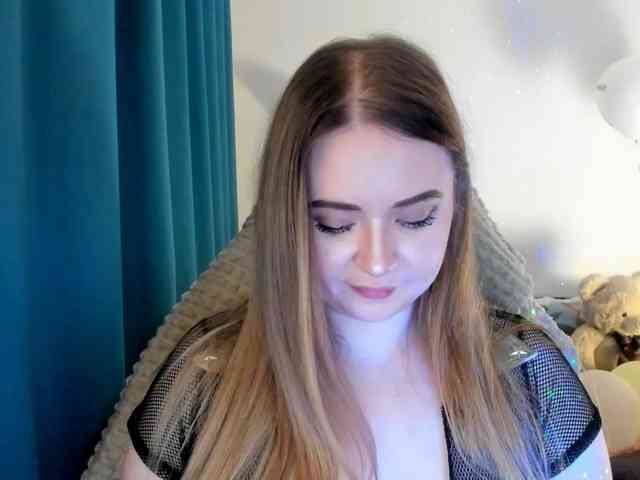 Shy_foxY webcam