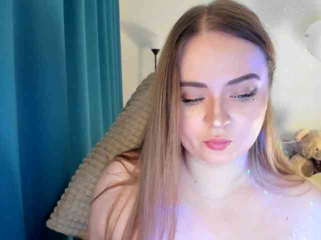 Shy_foxY webcam