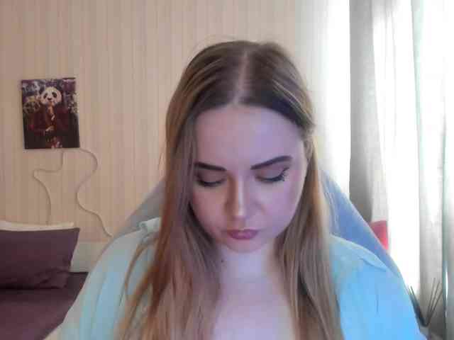 Shy_foxY webcam