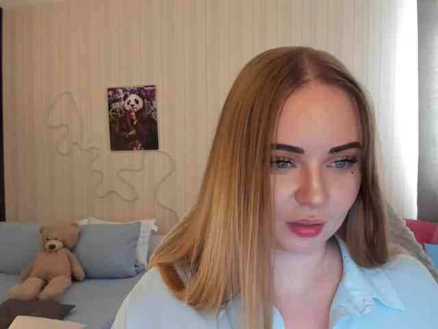 Shy_foxY webcam