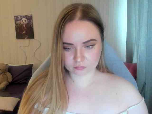 Shy_foxY webcam
