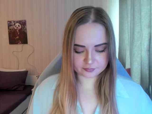 live sex web cam MishaLips