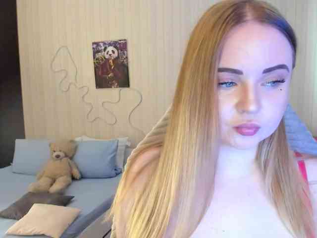 Shy_foxY webcam