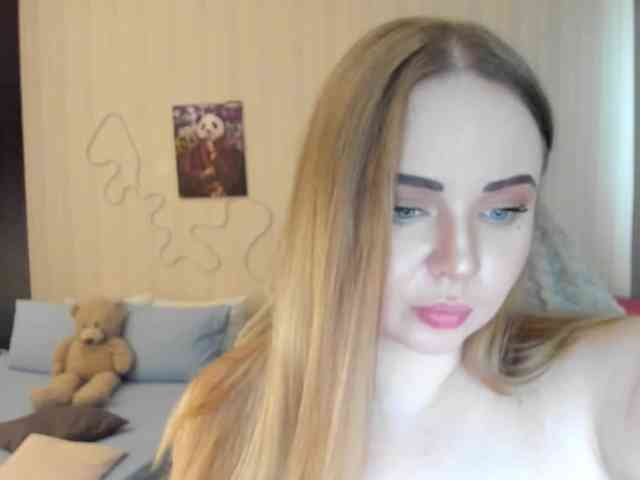 Shy_foxY webcam