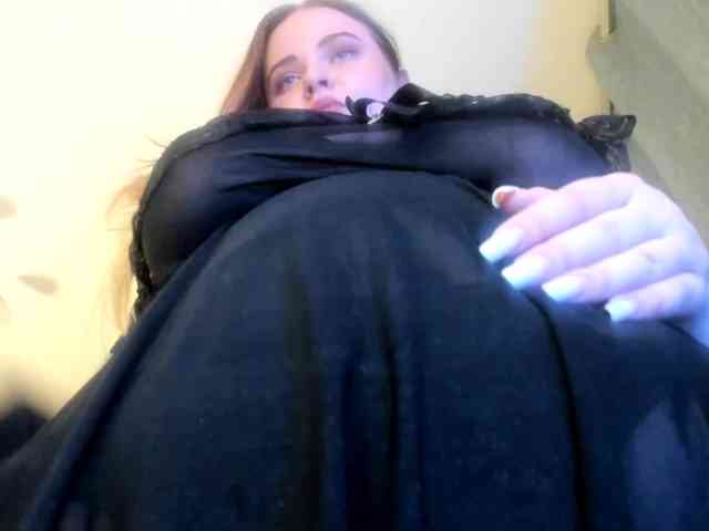Shy_foxY webcam