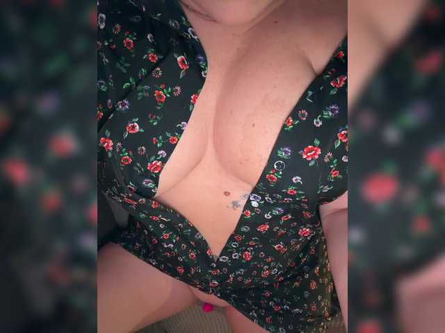 YaroslavaDi's BongaCams show and profile