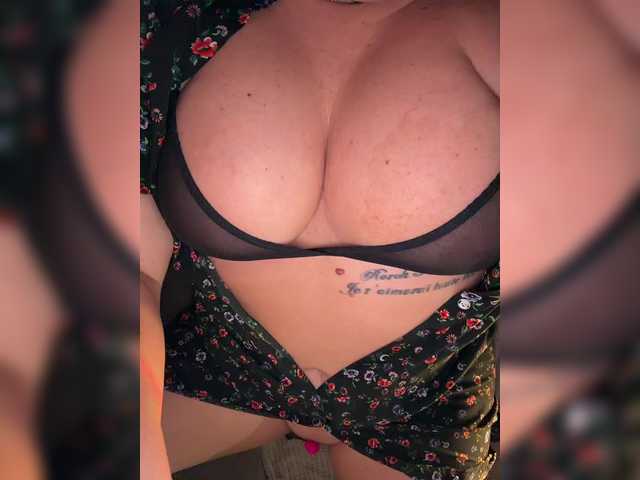 YaroslavaDi's BongaCams show and profile