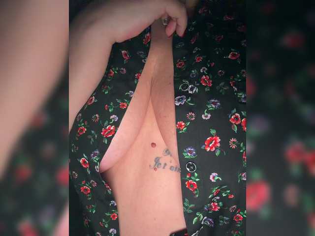 YaroslavaDi's BongaCams show and profile