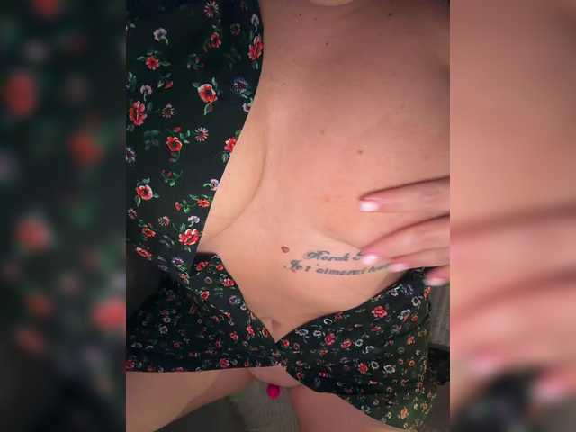 YaroslavaDi's BongaCams show and profile