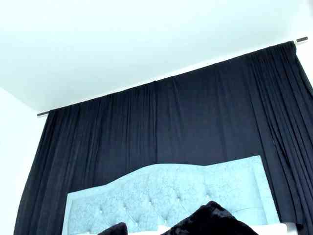 karolina-evans webcam