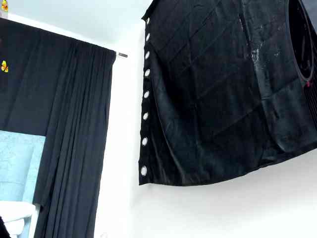 karolina-evans webcam