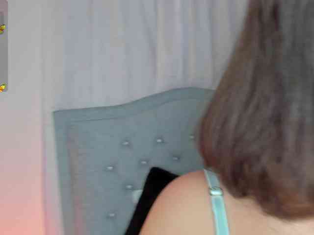 karolina-evans webcam