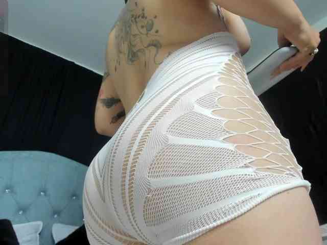 karolina-evans karolina-evans