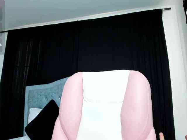 karolina-evans webcam