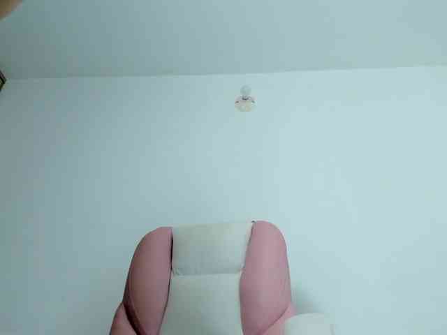 karolina-evans webcam