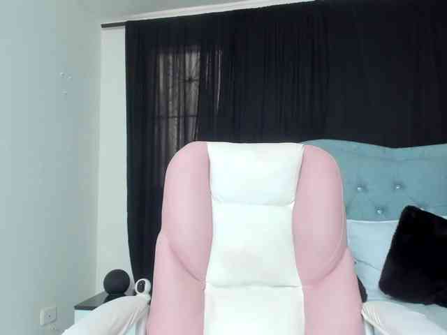 karolina-evans karolina-evans