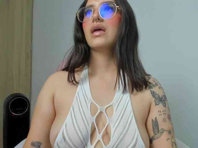 karolina-evans webcam