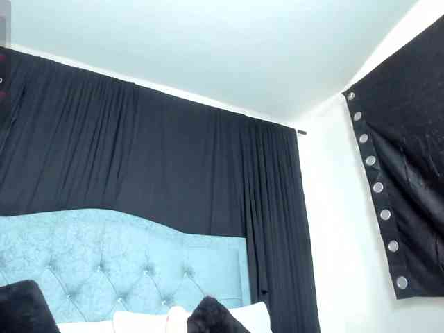 karolina-evans webcam