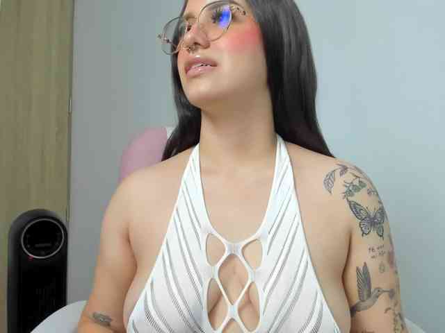 karolina-evans webcam