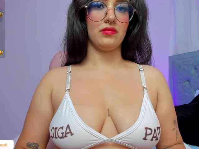 karolina-evans webcam