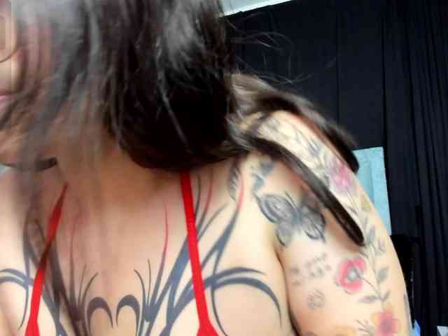 karolina-evans webcam