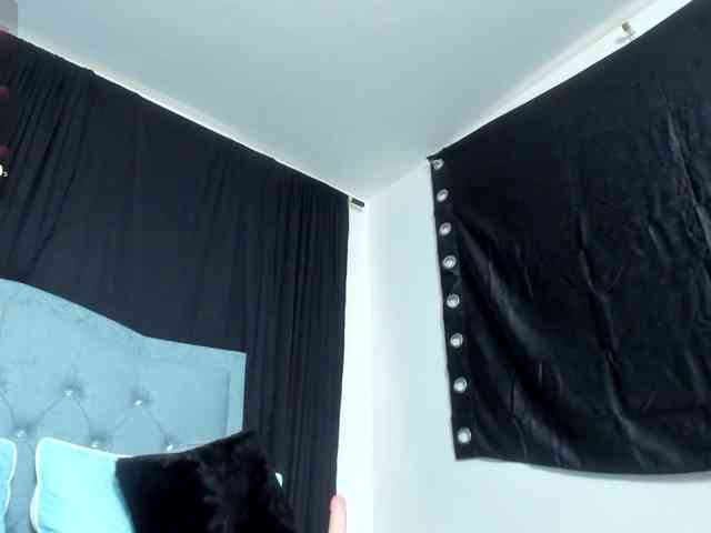 karolina-evans karolina-evans