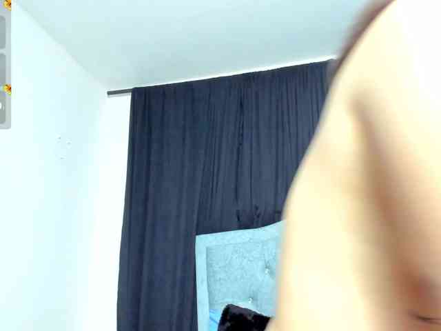 karolina-evans webcam