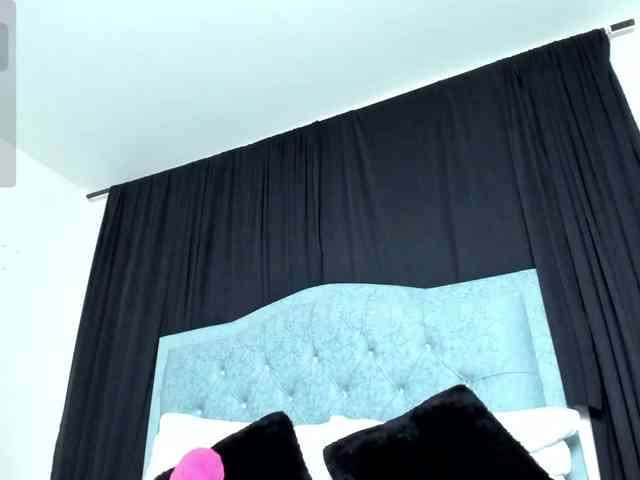 karolina-evans webcam