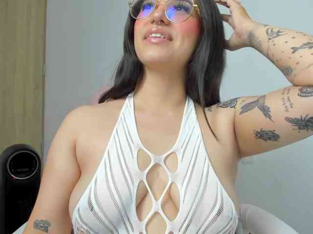 karolina-evans webcam