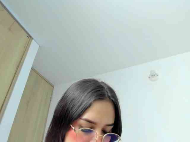 karolina-evans webcam