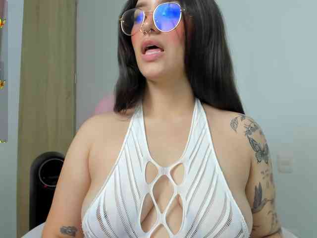 karolina-evans webcam