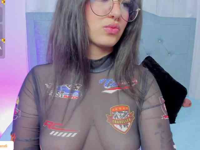 karolina-evans webcam