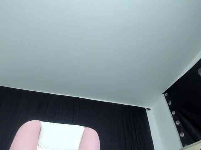 karolina-evans karolina-evans