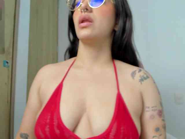 karolina-evans webcam